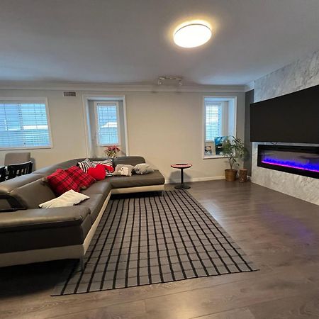 Airport Cozy Room 舒适小屋 Vancouver, Richmond,Near Yvr Exteriör bild